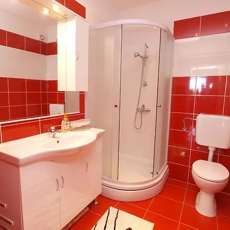 Vesna 1000 Apartment *