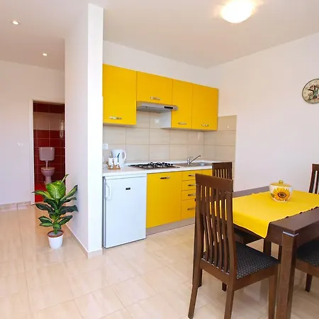 Apartment Vesna 1000